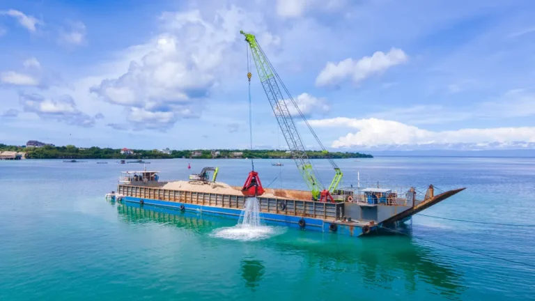 Choosing the Right Dredge Barge for Your Project Size, Capacity, and Equipment Considerations